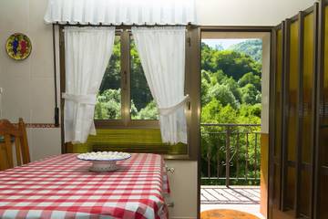 Casa Rural para 7 Personas en Somiedo, Parque Natural de Somiedo, Foto 2