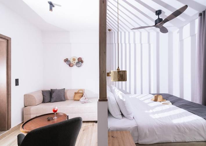 Hôtel pour 2 personnes, avec Balcon et Terrasse ainsi que Jardin et Piscine