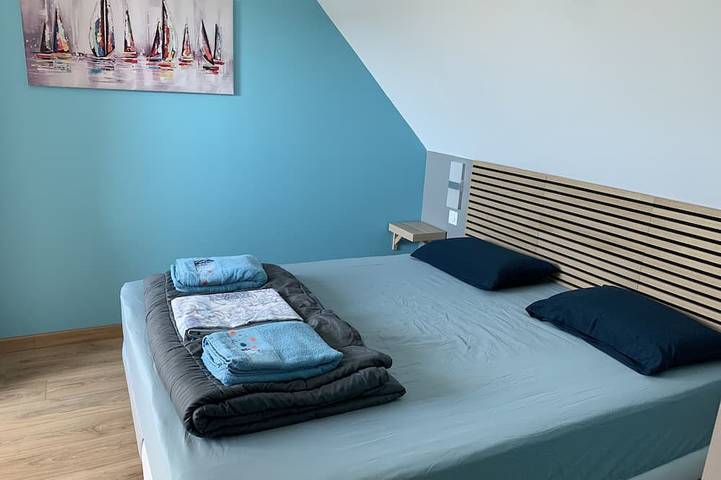 Villa avec piscine chauffée, Spa, hammam à 5 min de la plage ! in Le Tour-du-Parc, Côte des Mégalithes