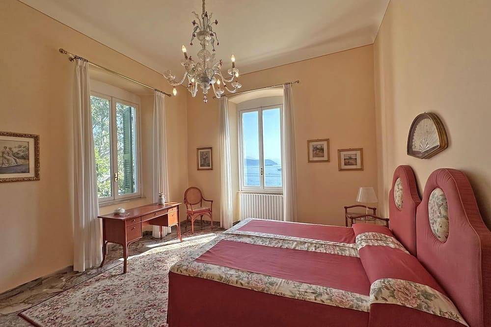 **Last Minute** Villa Doria 16P Waterfront Sanctuary in Porto Venere near 5Terre in Porto Venere Municipality, Riviera di Levante