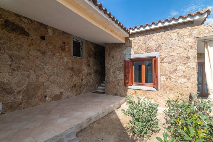 Casa vacanza per 4 persone, con giardino a Porto San Paolo