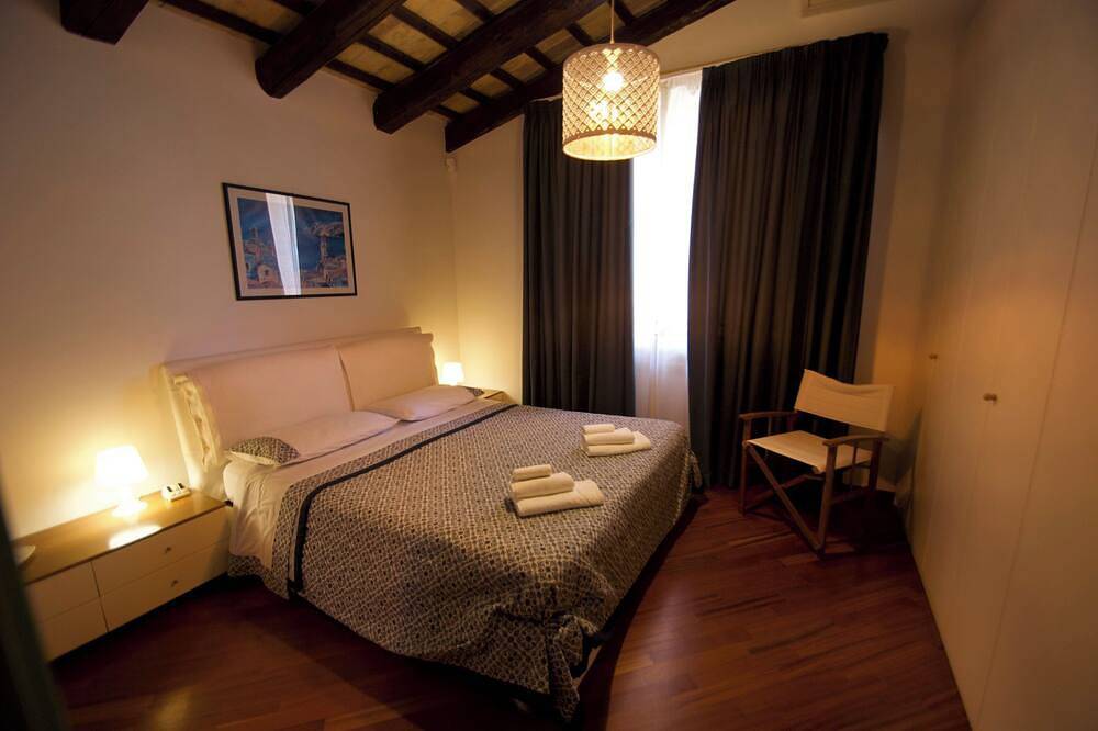 Impresionante chalet con jardín y piscina - 90 minutos de Roma in Città Sant'Angelo, Città Sant'Angelo region