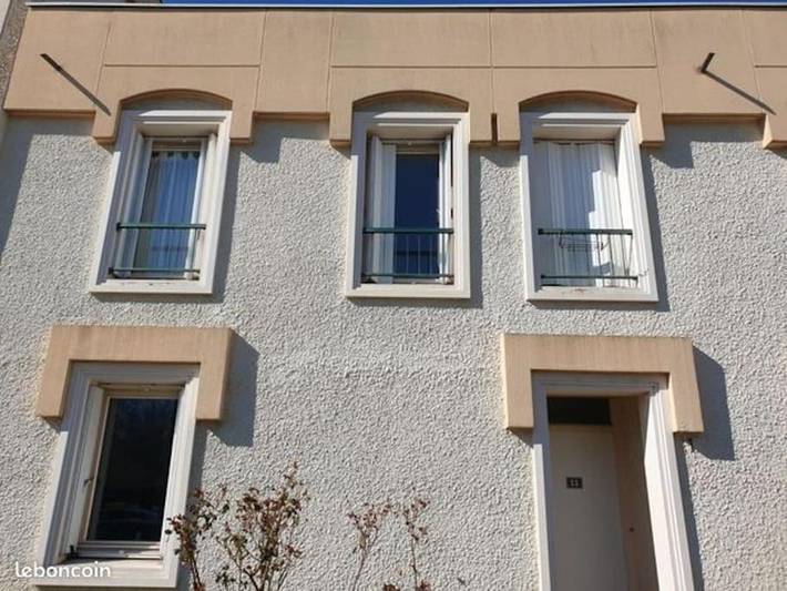 Location de vacances pour 6 personnes, avec Terrasse et Jardin à Montigny-le-Bretonneux