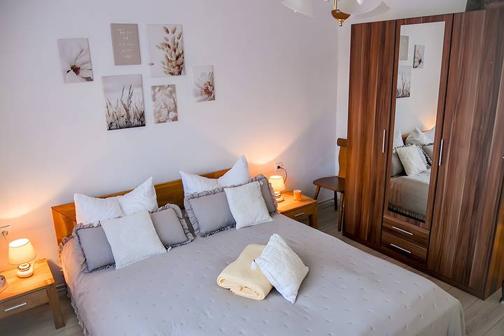 Ferienhaus 'Alte Liebe' mit Gemeinschaftsterrasse, Gemeinschaftsgarten und WLAN in Delitzsch, Nordsachsen