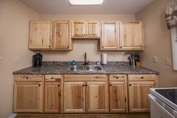 Log Cabin for 6 Guests in Page County, Picture 1