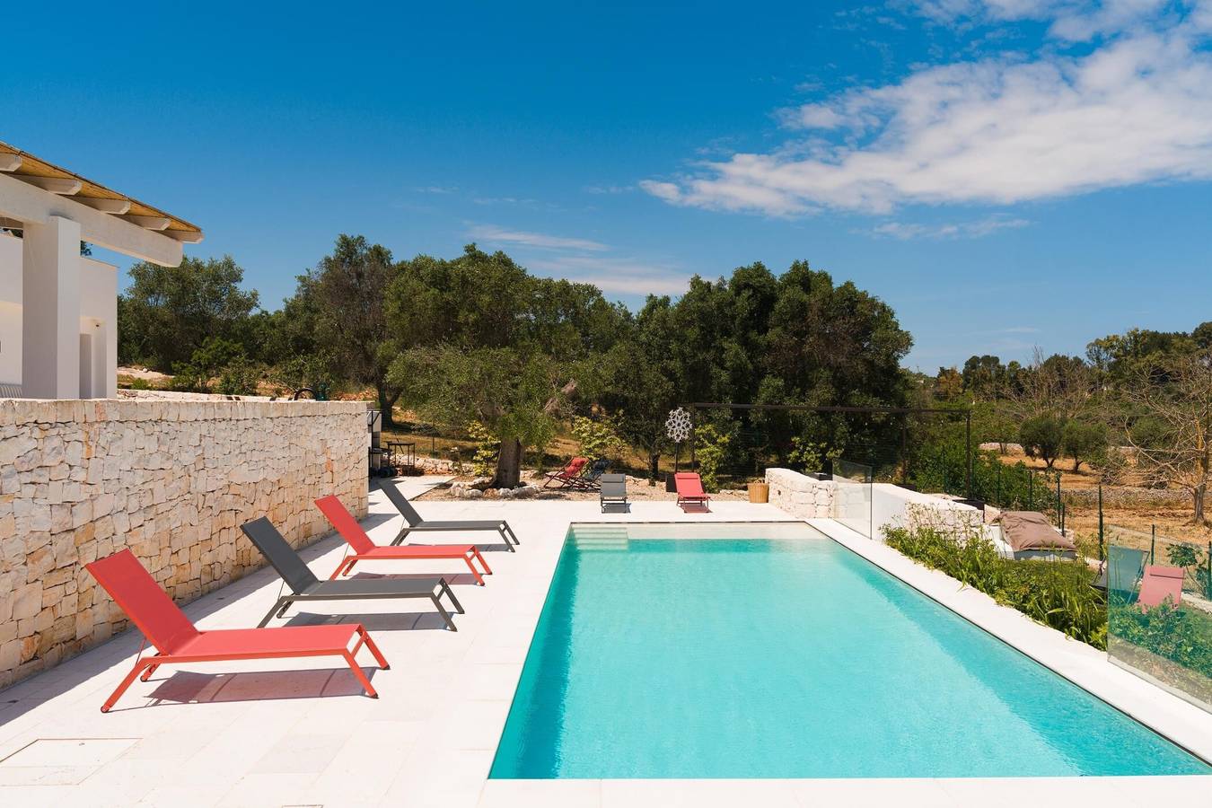 Villa Poggiostuni Trullo Santa Lucia con Piscina in Traghetto, Ostuni