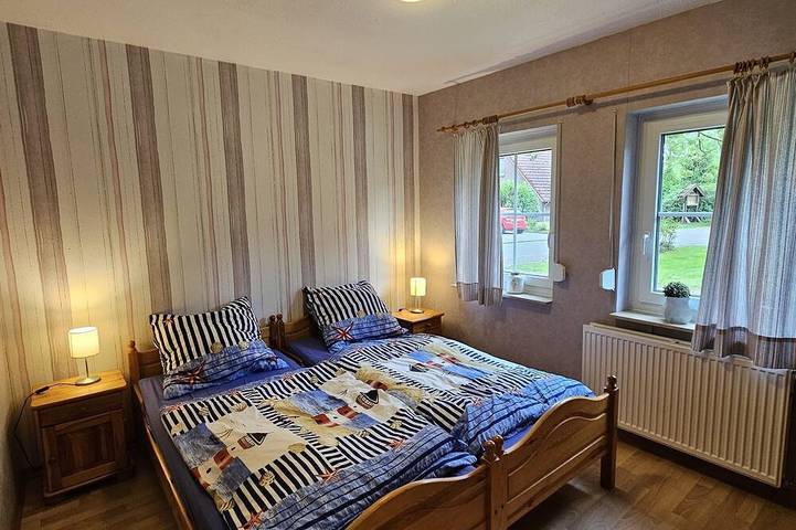 Ferienhaus für 6 Personen, mit Garten in Werdum - 2