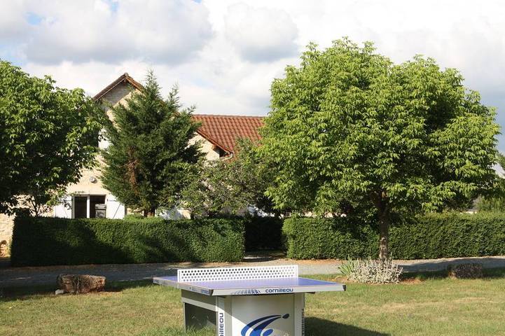 Location de vacances pour 4 personnes, avec piscine à Azerat