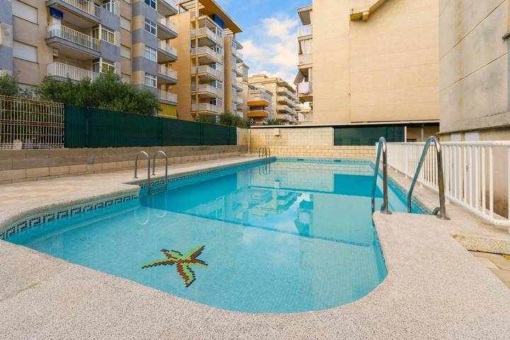 Appartamento per 4 persone, con Piscina a Daimus