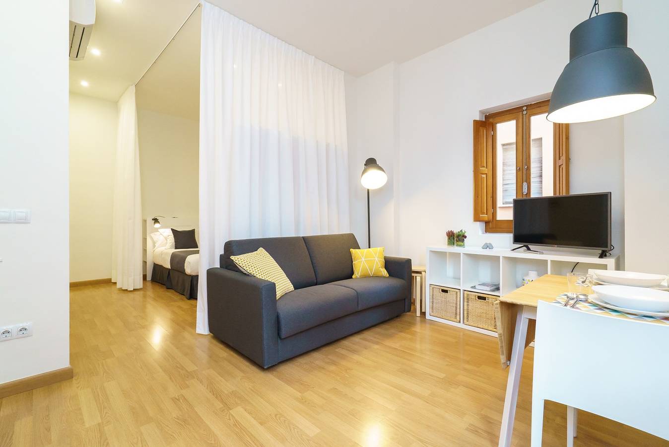 Estudio entero, Estudio para 4 personas con balcón in Valencia City Centre, Valencia