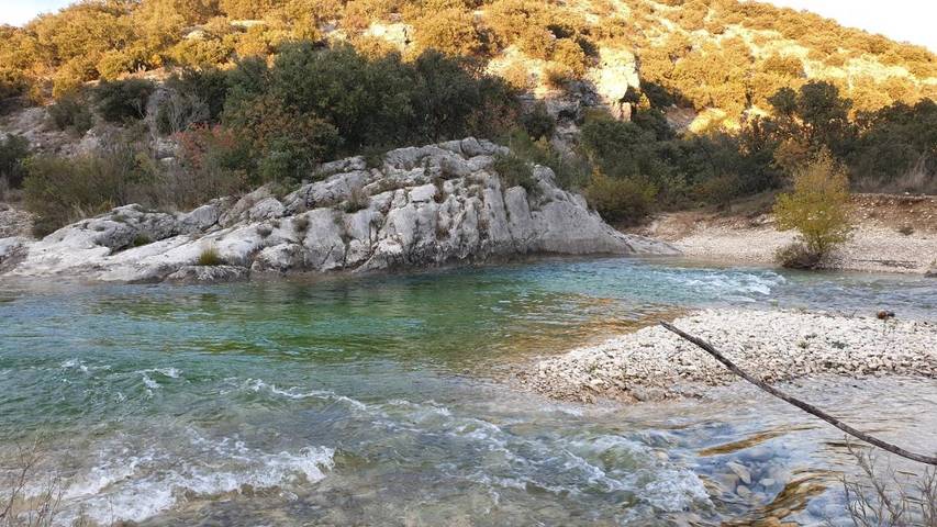 Location de vacances pour 4 personnes, avec piscine et jardin à Saint-Maurice-d'Ibie - 3
