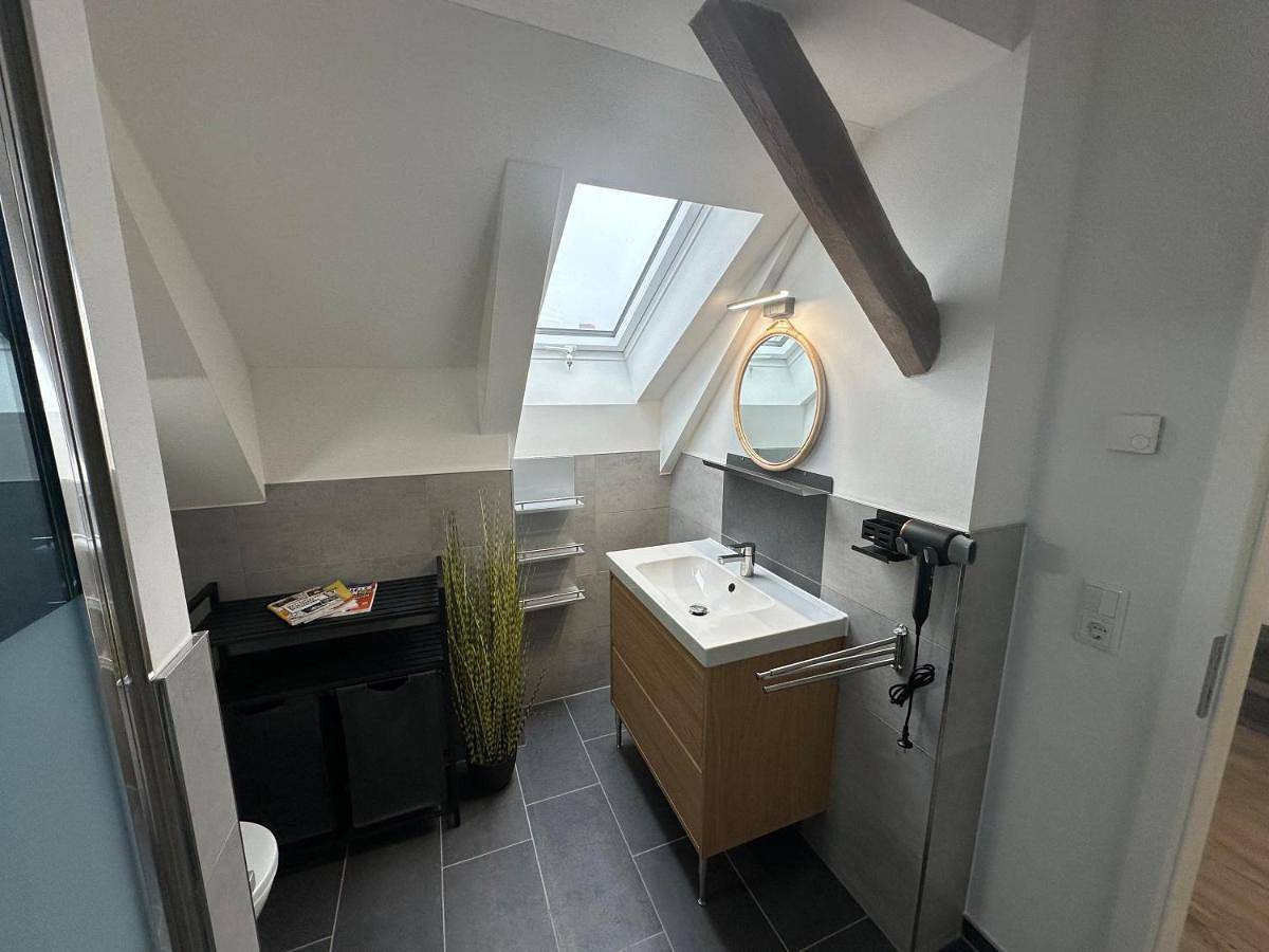 Ganze Wohnung, Four-Bedroom Apartment in Bitterfeld, Bitterfeld-Wolfen
