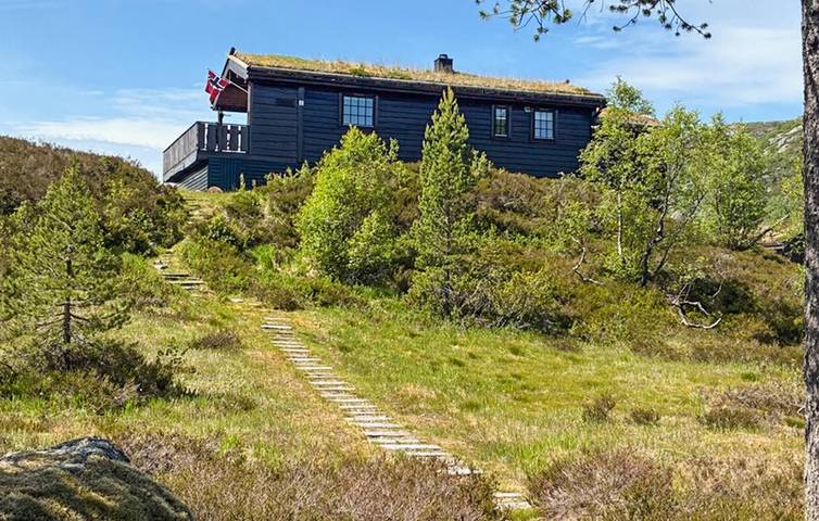 Feriehus for 10 personer, med terrasse og hage, dyr tillatt - 1