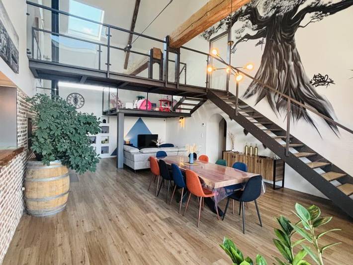 Gîte pour 12 personnes, avec terrasse et jardin, animaux acceptés dans Allier - 4