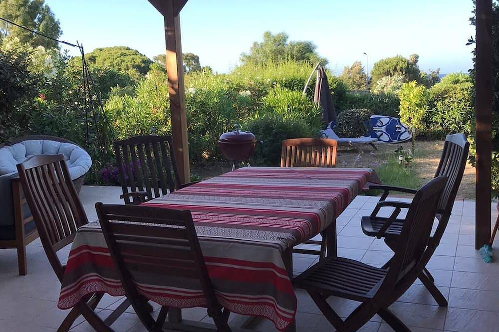 Casa de vacaciones en Lumio (marina de St Ambroggio) in Sant Ambroggio, Lumio