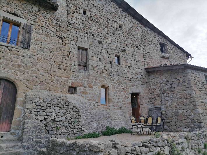 Location de vacances pour 6 personnes, avec terrasse, animaux acceptés à Saint-Andéol-de-Vals - 3