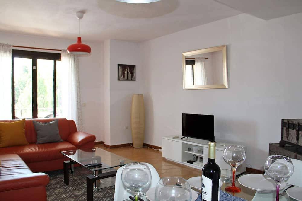 Apartamento entero, 1 Bed 1 Bath Luxurious Apt Villamartin Plaza, Golf, Fun & Sun in Brisas y Golf, Orihuela