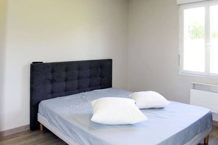 Location de vacances pour 6 personnes, avec terrasse et jardin à Surville - 4