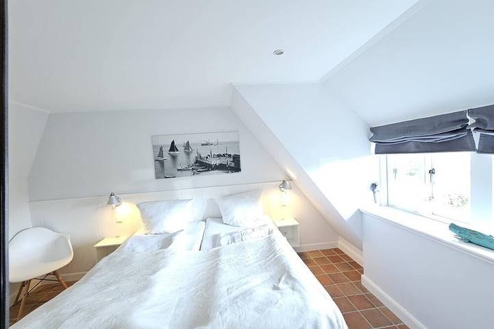 Ganze Wohnung, 4-Sterne Ferienhaus Pastoratshof - Haus 6 mit Sauna & Kamin auf Föhr in Nordfriesische Inseln (Schleswig-Holstein) (Schleswig-Holstein), Wrixum