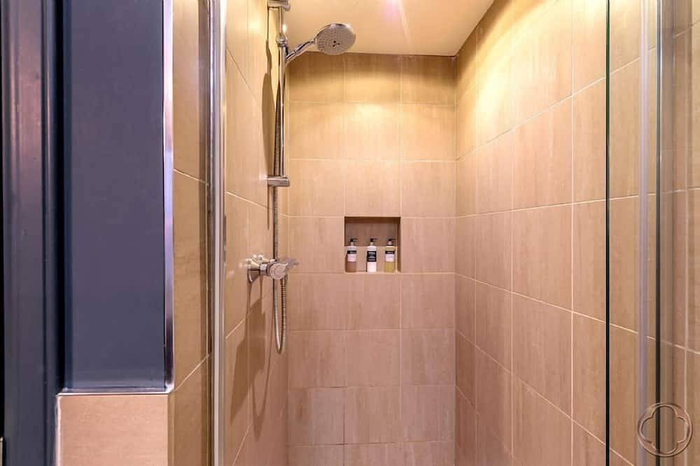 Ganze Wohnung, Highland Club Direct Immobilien - Caladh Apartment im Kloster am Loch Ness - Wlan - Pool - in Fort Augustus, Highlands