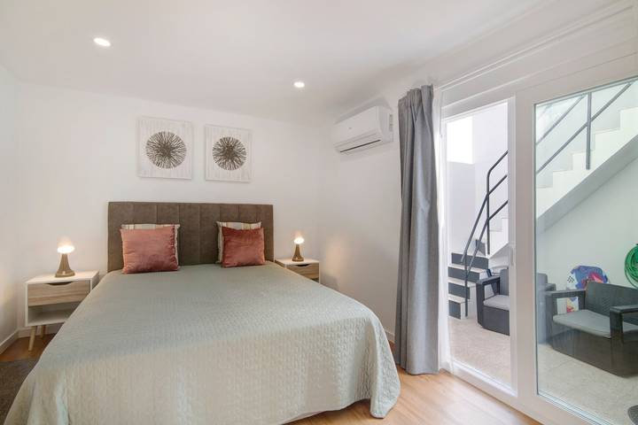Hel lejlighed, Apartment "Telmus Villa Rc D" with Shared Terrace & Wi-Fi in Monte Gordo, Faro Distrikt