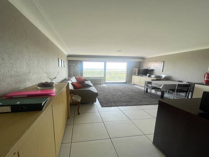 Ganze Wohnung, Apartment mit Pool und Meerblick in Middelkerke, Belgische Küste