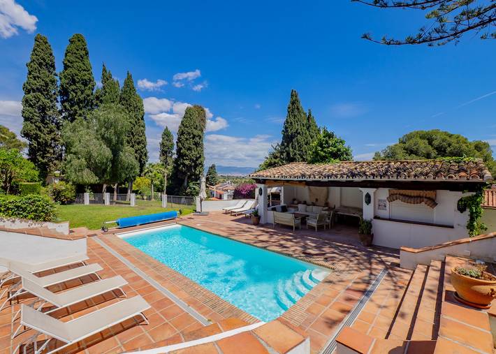 Casa rural para 12 personas, con piscina además de vistas al mar y jardín, Se admiten mascotas en Torremolinos - 4