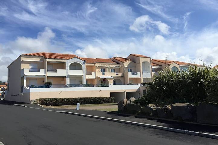 Appartement entier, Les Sables D'Olonnes Appartement 4 personnes avec terrasse et vraie vue mer in Château-d'Olonne, Les Sables-d'Olonne