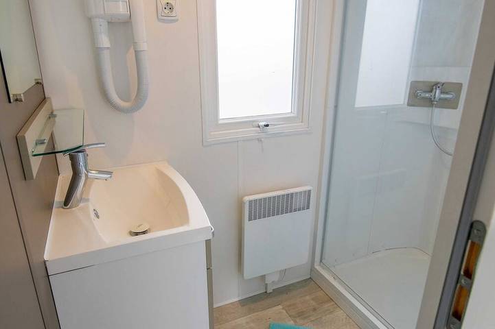 Wohnwagen für 5 Personen in Brandenburg - 4