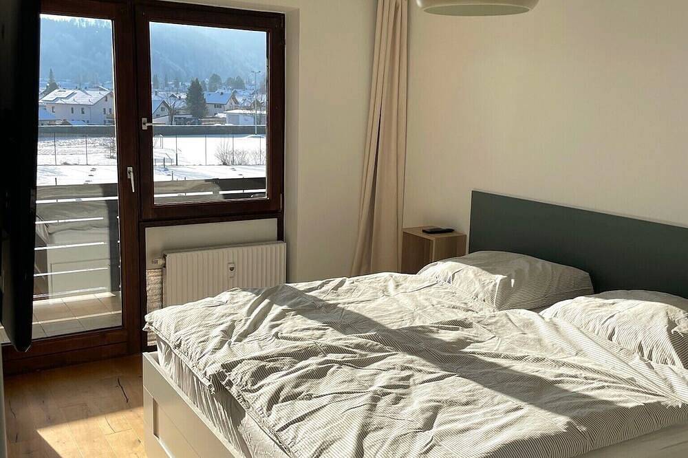 Ganze Wohnung, Gemütliche Ferienwohnung Zugspitzblick in Oberau in Oberau, Bayerische Alpen