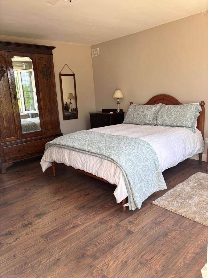 Location de vacances pour 4 personnes, avec Terrasse ainsi que Jardin et Vue à Saint-Siméon - 4