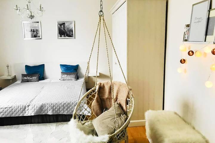 Pure luxury close to nature large rooms stylishly furnished for rent at a reasonable price in Mer Baltique polonaise