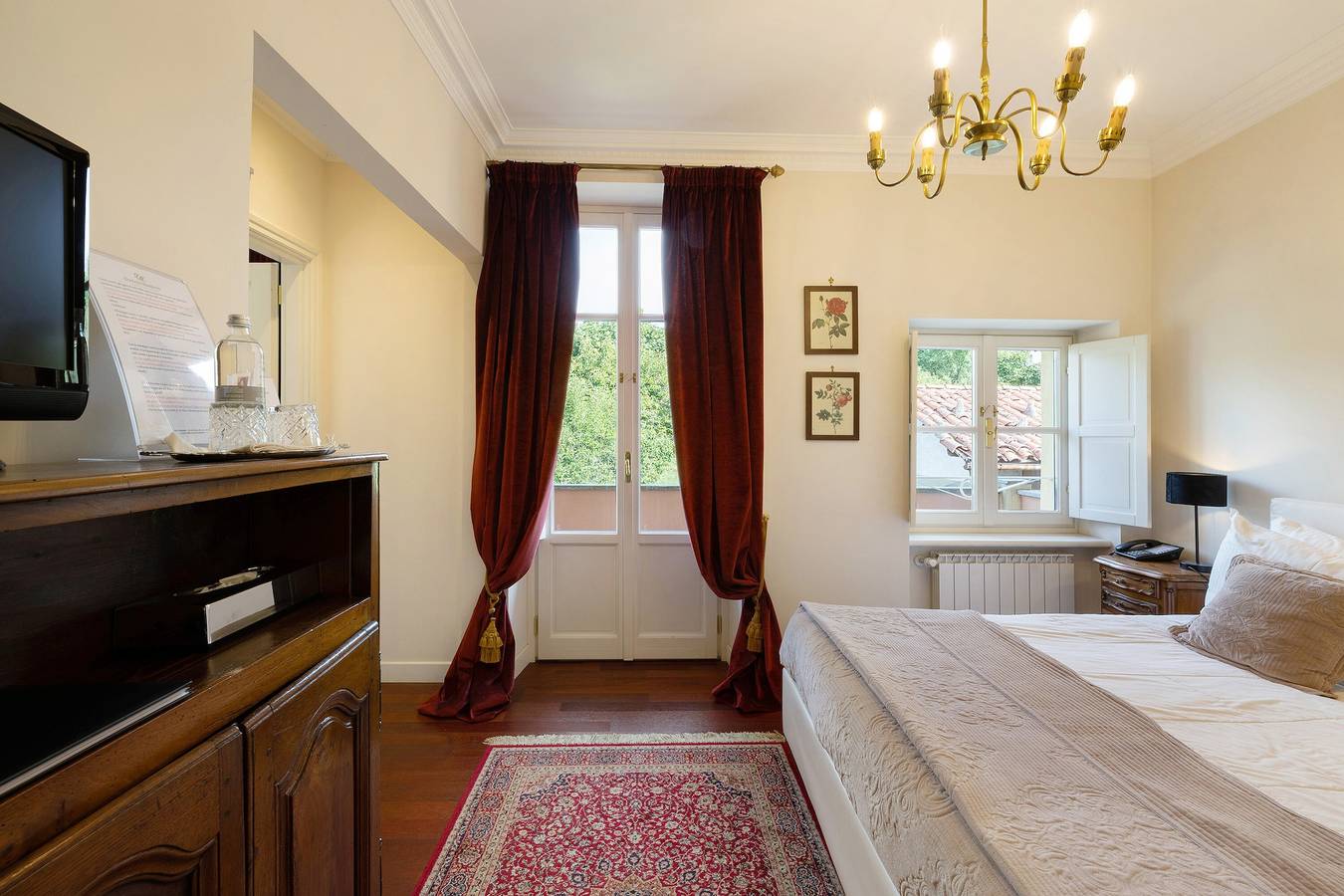 Room 'Maria' with Shared Terrace, Wi-Fi, and Air Conditioning in Vicoforte, Cuneo Province