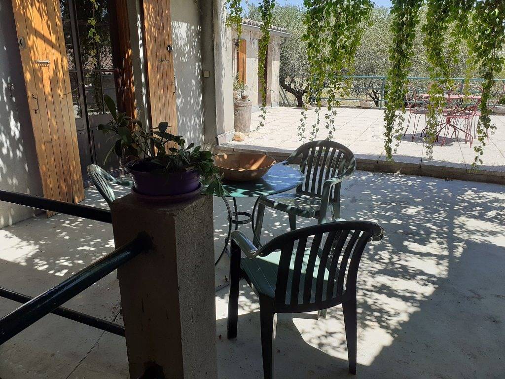 Les Hirondelles, maison ancienne hameau des Mazes in Vallon-Pont-d'Arc, Ardèche