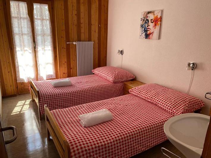 Chambre d’hôte pour 2 personnes, avec vue et jardin, animaux acceptés