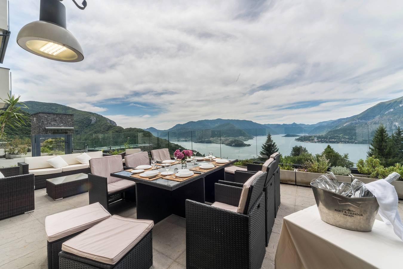 Ganze Wohnung, „Resort Style Apartment“ mit Bergblick, Pool und Wlan in Perledo, Gemeinde Perledo