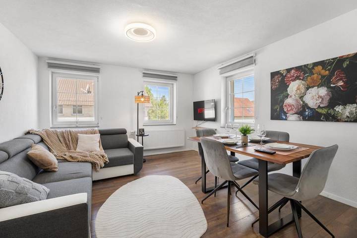Ferienwohnung für 5 Personen, mit Terrasse und Garten in Kötz
