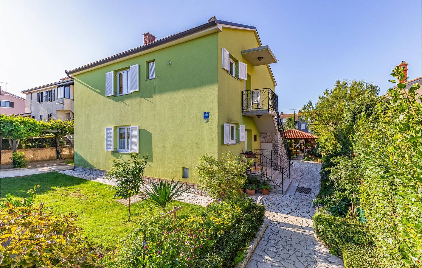 Entire holiday apartment, Holiday apartment for 6 people with terrace in Medulin City, Medulin