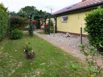 Ferienhaus für 4 Personen, mit Terrasse und Garten, kinderfreundlich in Bergen auf Rügen