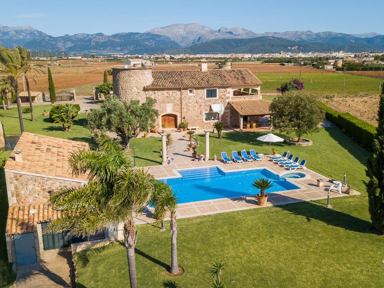 Moli de Garriga - Spectacular finca with pool and garden in sa Pobla in Sa Pobla, North Majorca