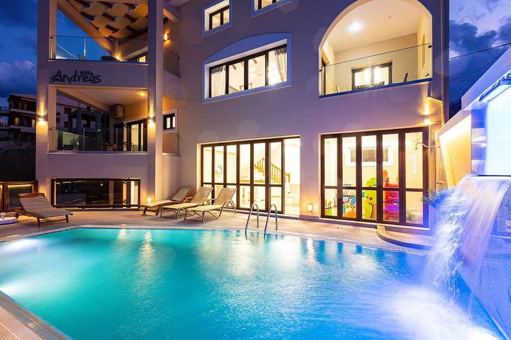 Villa für 10 Personen, mit Garten - 1