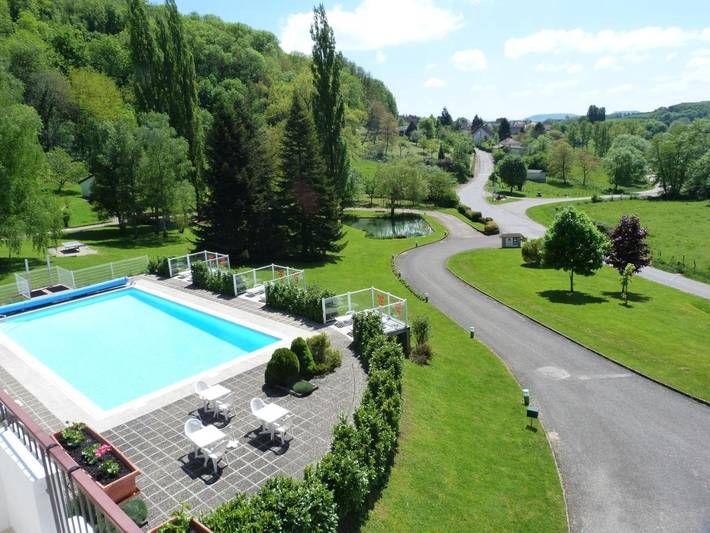 Hôtel pour 3 personnes, avec vue et sauna ainsi que piscine et jardin
