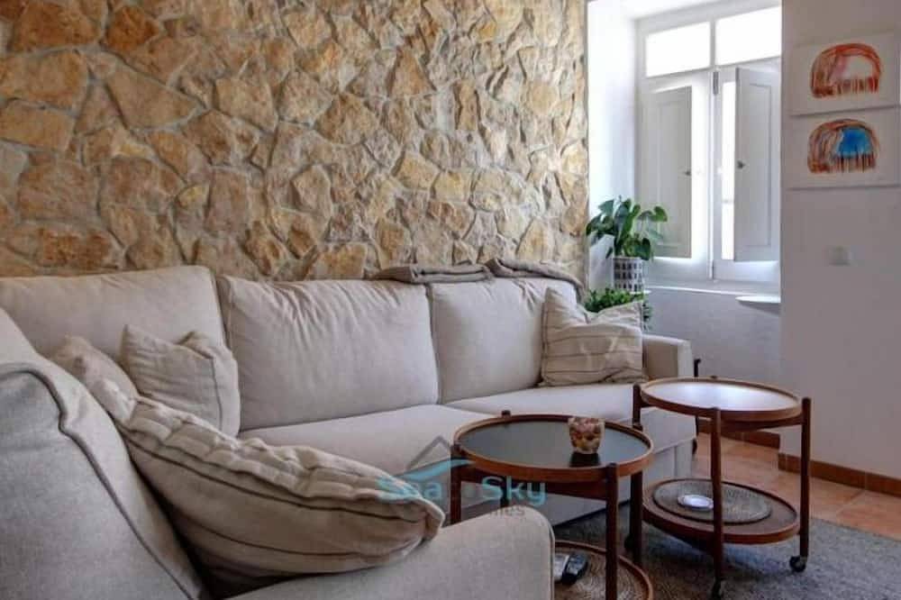 Casa do Sol, wonderful Portuguese townhouse in the center of Silves. in Silves, Faro Distrikt