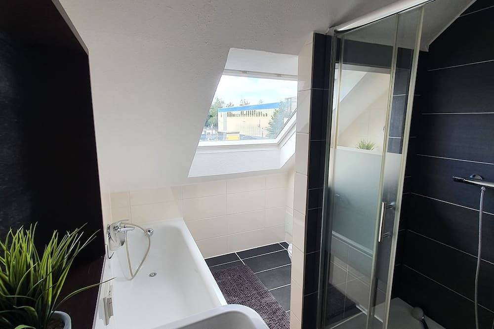 Entire apartment, Gemütliche Ferienwohnung Nahe Frankfurt in Niederdorfelden, South Hesse