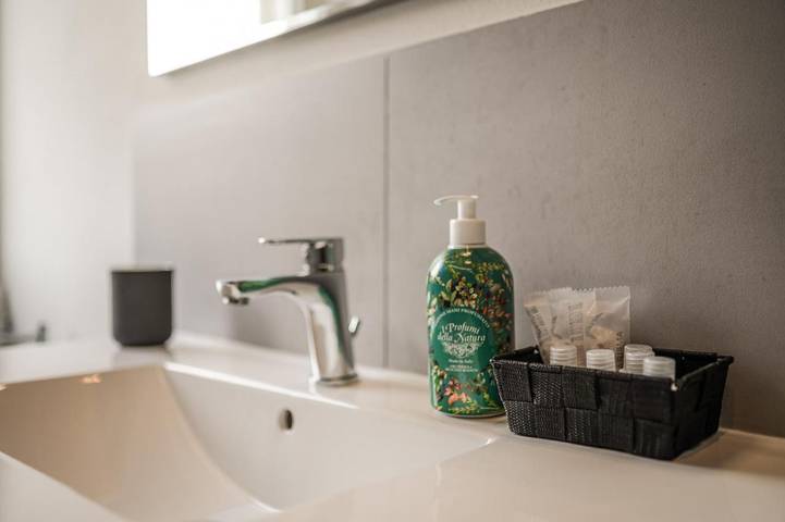 Gîte pour 5 personnes, avec vue et terrasse, animaux acceptés à Imola - 3