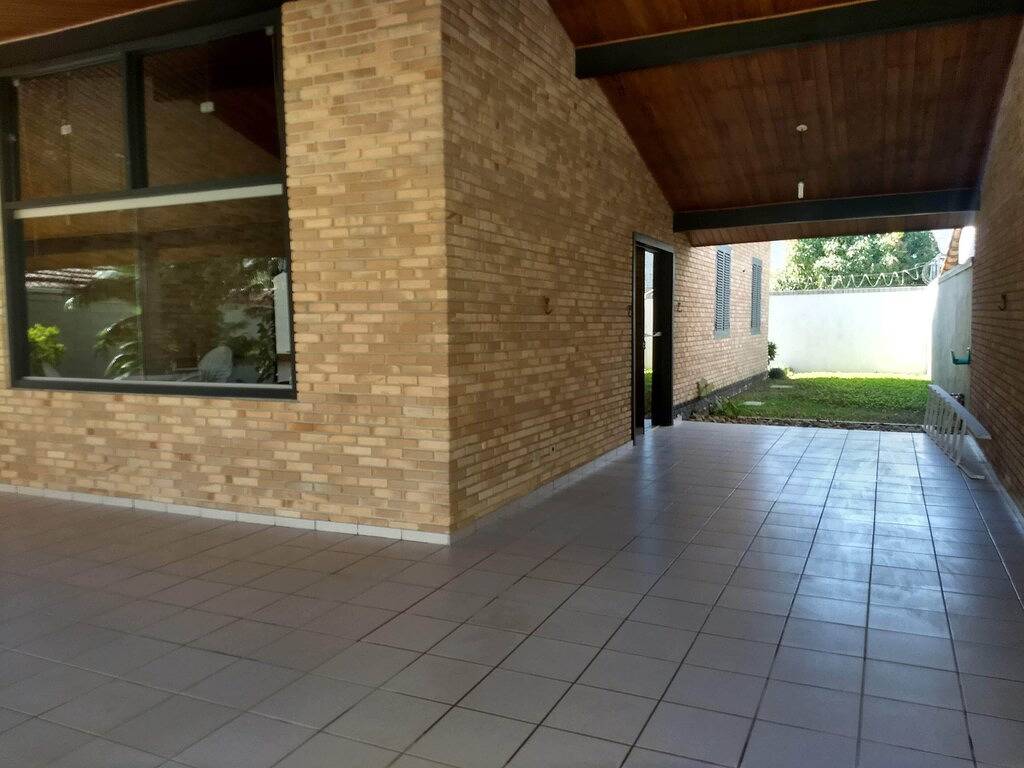 House rental in Ubatuba on Lázaro Beach in Ubatuba, Região Metropolitana do Vale do Paraíba e Litoral Norte