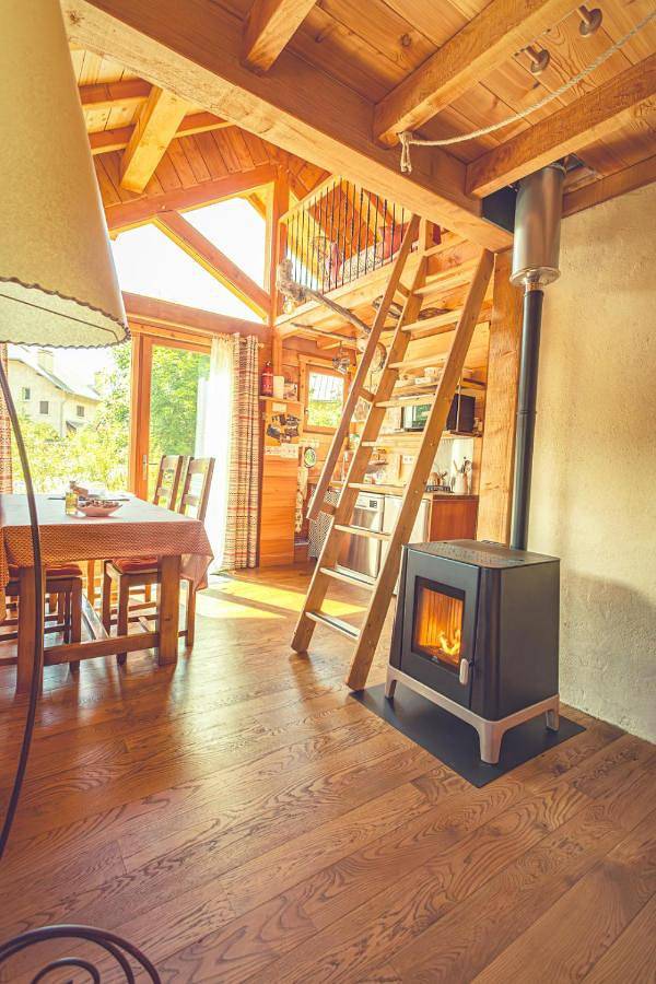 Two-Bedroom Chalet in Champcella, Parc national des Écrins