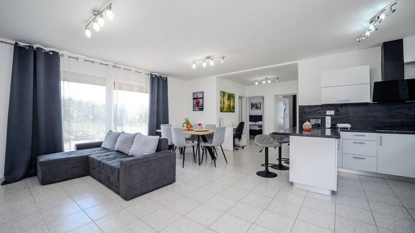 Villa für 12 Personen, mit Garten und Terrasse auf Rab - 3
