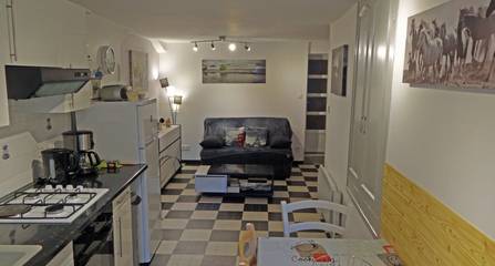 Gîte pour 4 personnes, avec balcon à Vals-les-Bains
