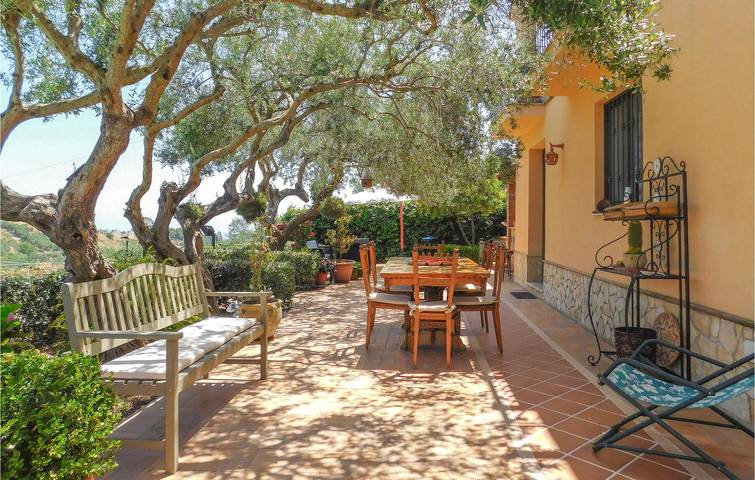 Ganze Ferienwohnung, Meerblick Pool Wohnung in der Nähe von Fiume Milicia in Casteldaccia, Palermo Provinz
